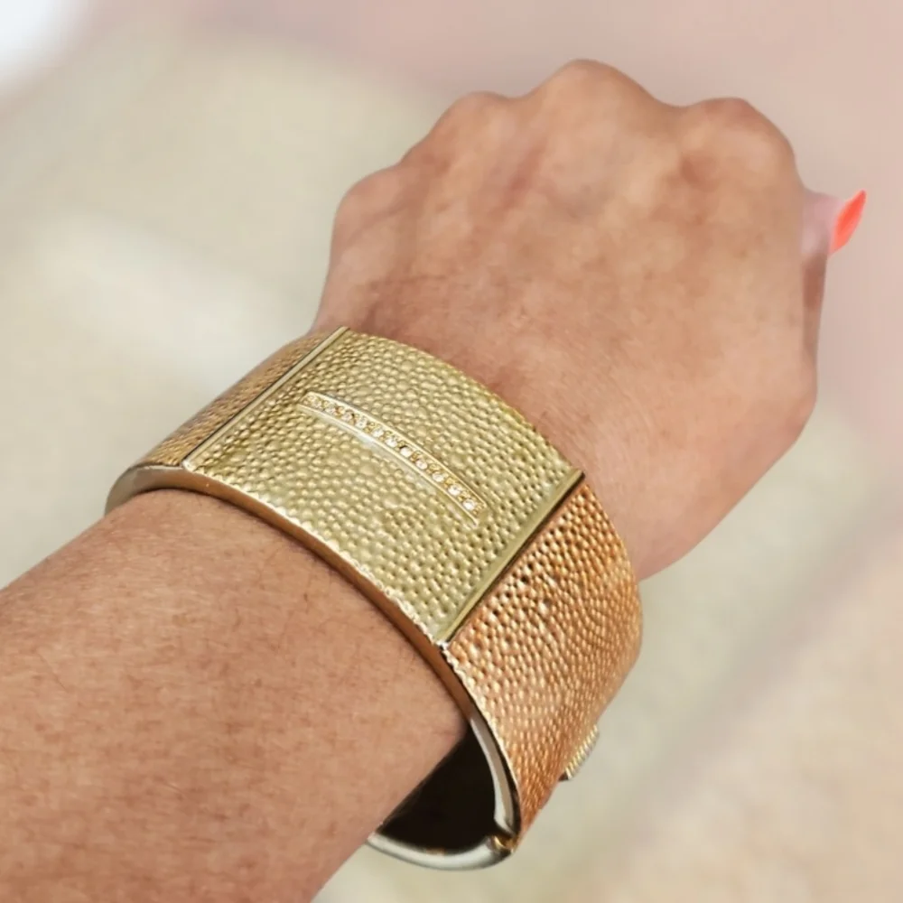 Unbranded metallic vintage